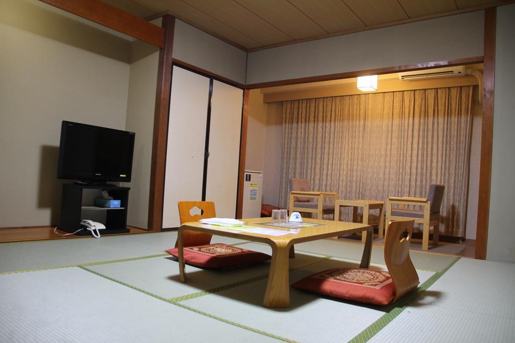 โรงแรมฮะชิมันไต ไรซิ่ง ซัน Hachimantai  ภายนอก รูปภาพ