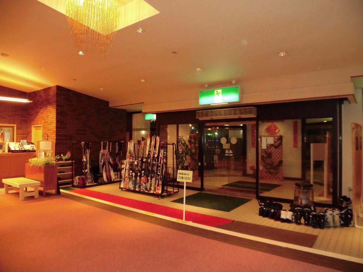 โรงแรมฮะชิมันไต ไรซิ่ง ซัน Hachimantai  ภายนอก รูปภาพ